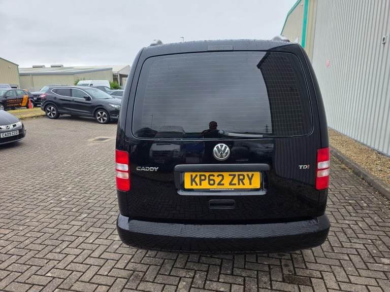 VOLKSWAGEN CADDY 2.0 TDi C20 Maxi 2012