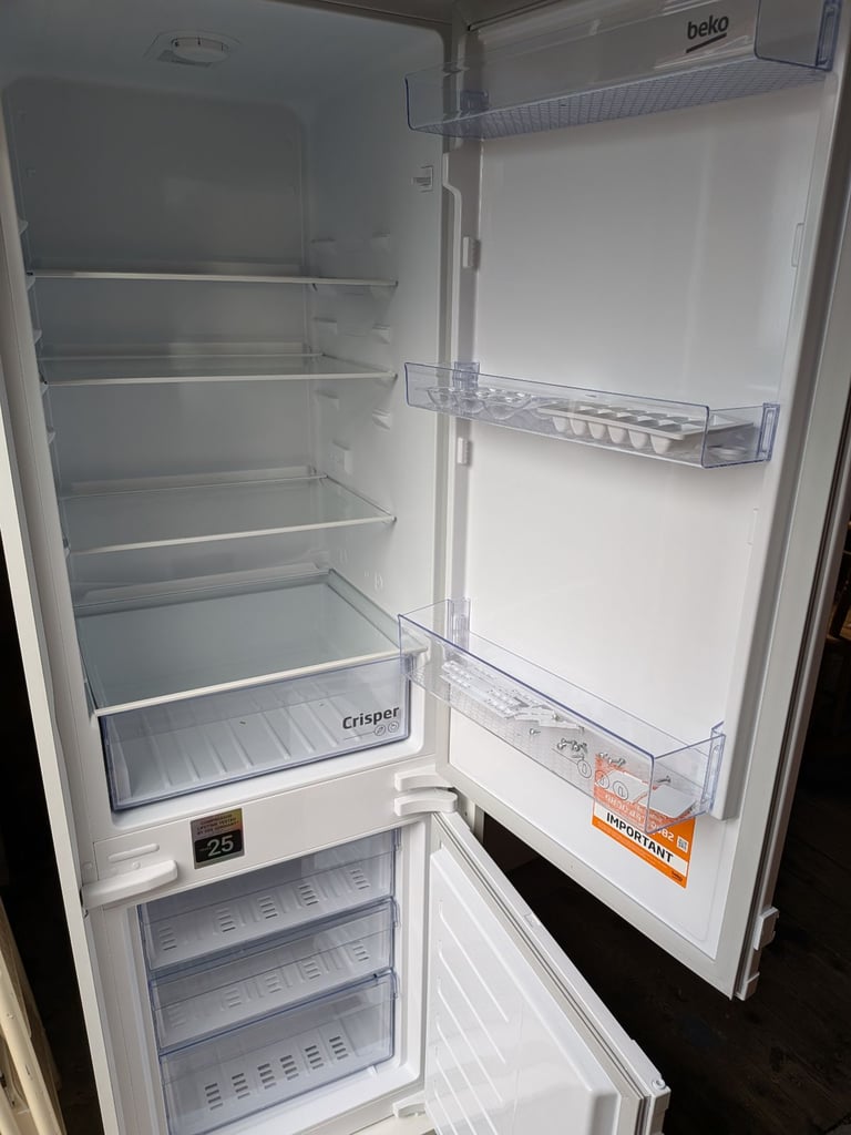 Integrated Fridge Freezer 