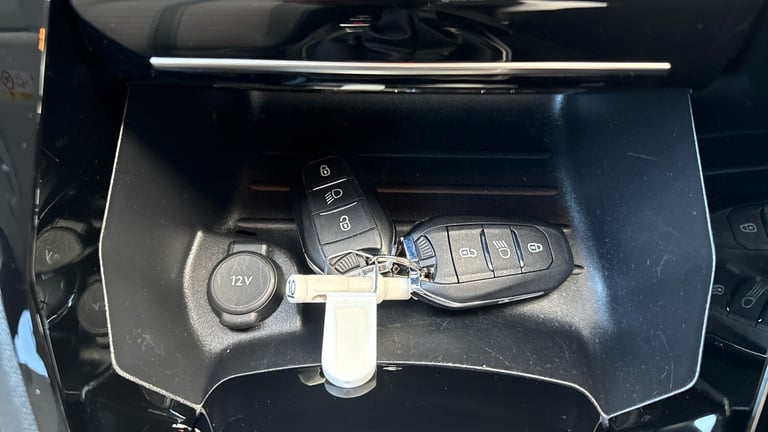 2023 Peugeot 208 1.2 PureTech 100 Allure Premium + 5dr Petrol Hatchback Hatchback Petrol Manual