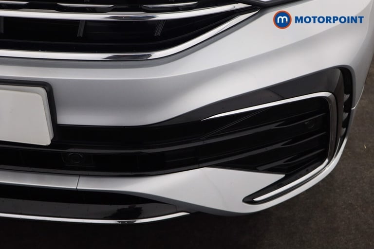 2023 Volkswagen Tiguan 1.5 TSI 150 R-Line Edition 5dr DSG SUV Petrol Automatic