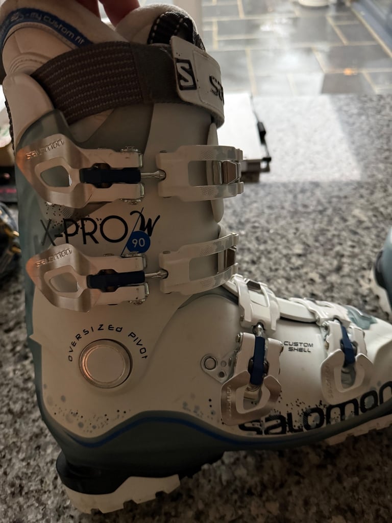 Ladies Ski Boots