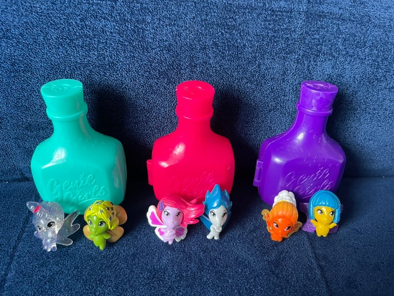 image for Genie Girls - Genie in a Bottle 