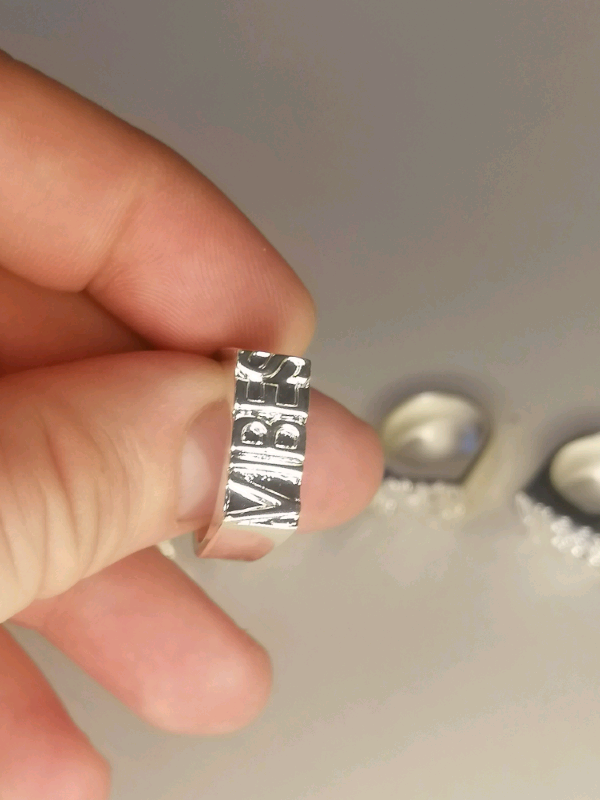 6x mans rings for £8. Brand new. 