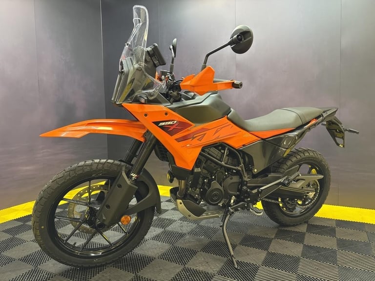 KTM 390 ADVENTURE X, 2025 low miles