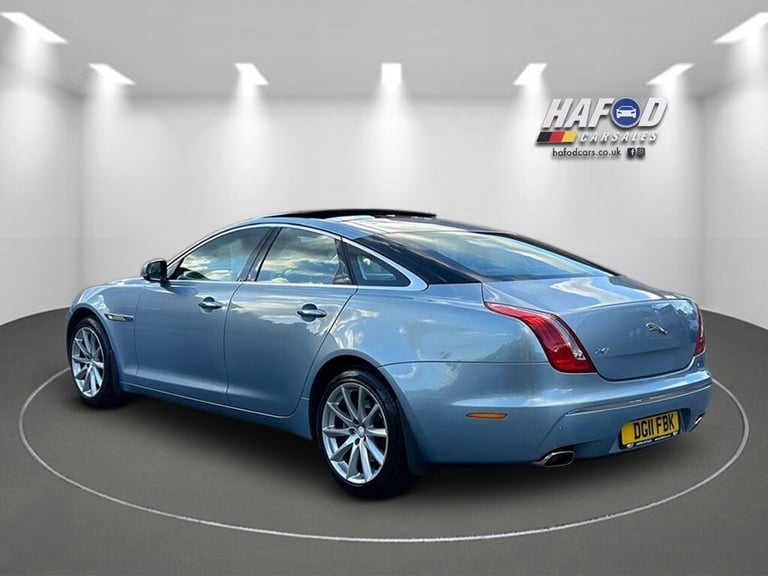 2011 Jaguar XJ D V6 PREMIUM LUXURY Saloon Diesel Automatic