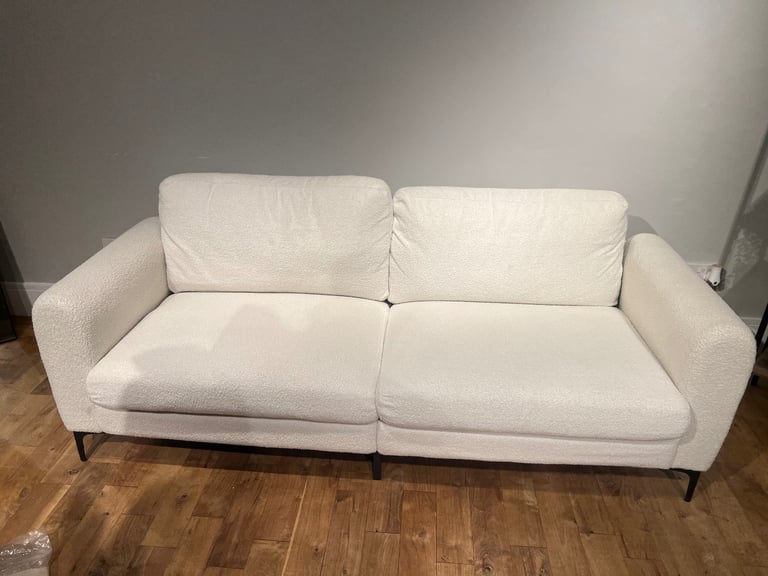 image for White 3 seater sofa 