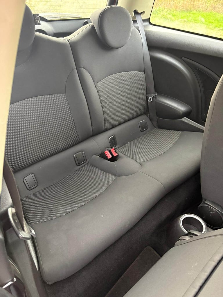 Mini One, HATCHBACK, 2011, Manual, 1598 (cc), 3 doors