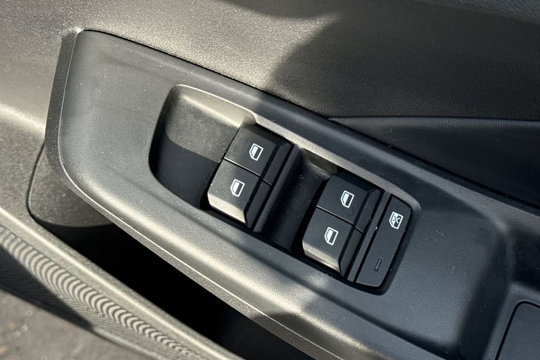 2025 MG MG3 105243 Hatchback Hybrid Automatic