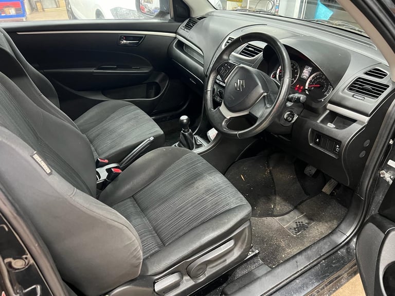 Suzuki, SWIFT, Hatchback, 2013, Manual, 1242 (cc), 3 doors