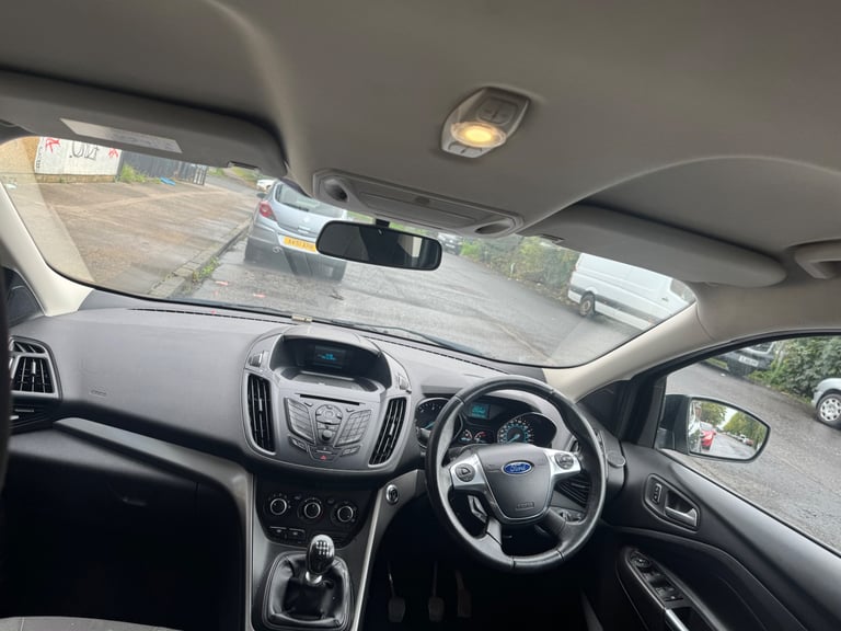 Ford, KUGA, Hatchback, 2014, Manual, 1997 (cc), 5 doors