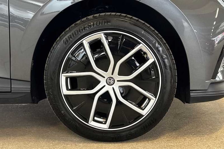 2023 MG MG4 150kW Trophy EV Long Range 64kWh 5dr Auto HATCHBACK ELECTRIC Automatic