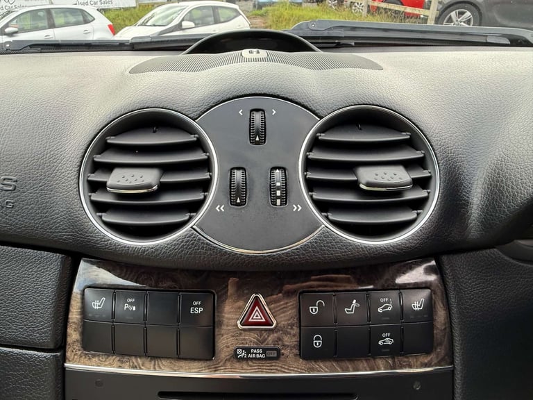 2006 Mercedes-Benz CLK 3.0 CLK280 Sport Auto 2dr Convertible Petrol Automatic