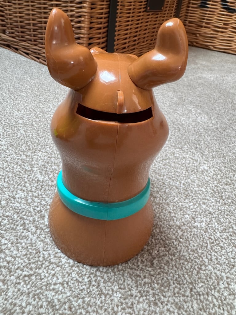 Vintage Scooby Doo money box, mystery machine van, dice roller DVD