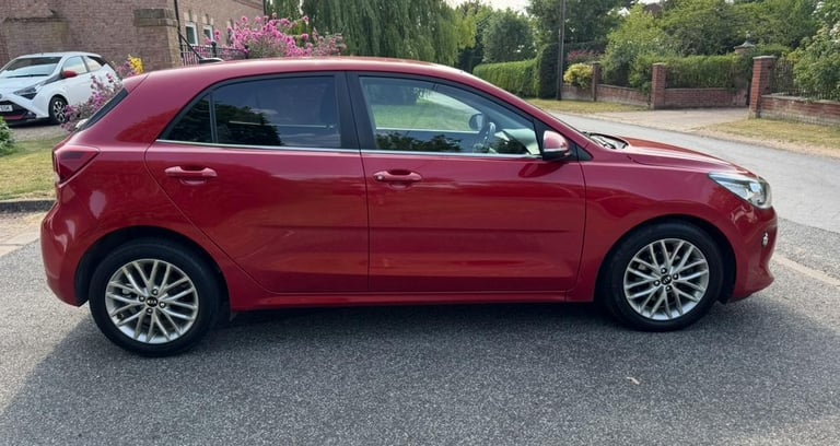 2017 KIA RIO 3 1.0 LONG MOT 8 SERVICES RUNS/DRIVES GREAT FULLY LOADED LOVELY CAR