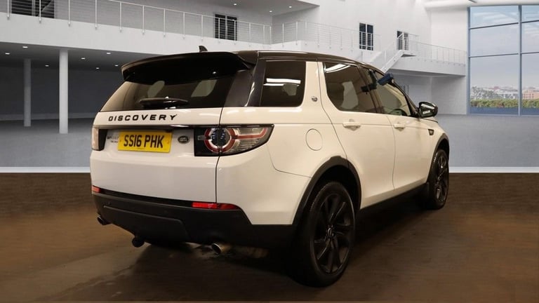 2016 Land Rover Discovery Sport 2.0 TD4 180 HSE Black 5dr Auto ESTATE DIESEL Automatic