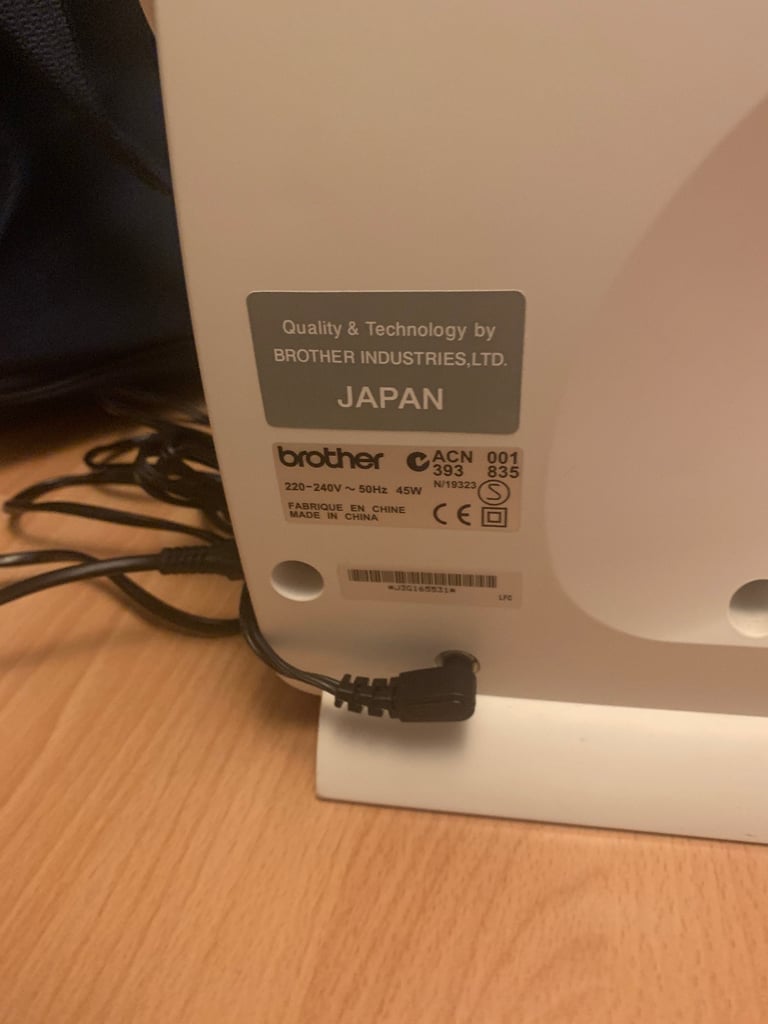 Brother Innovis CS8060 Computerised Sewing machine 