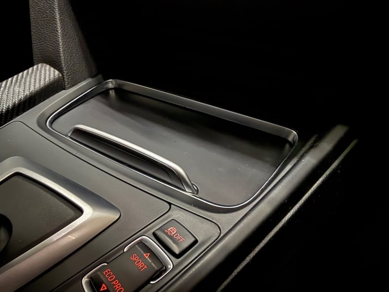 2018 68 BMW 318i 1.5 SPORT PETROL AUTOMATIC 134BHP BLACK EURO 6