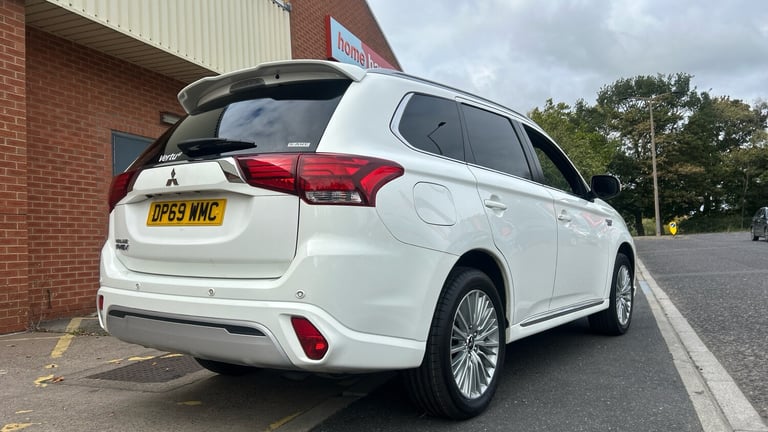 2019 Mitsubishi Outlander 2.4 PHEV Dynamic Safety 5dr Auto Estate Estate Hybrid Automatic