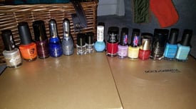 15 nail varnish colours
