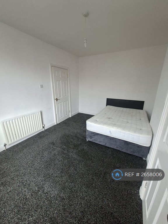 2 bedroom house in Congress Street, Leeds, LS12 (2 bed) (#2658006)