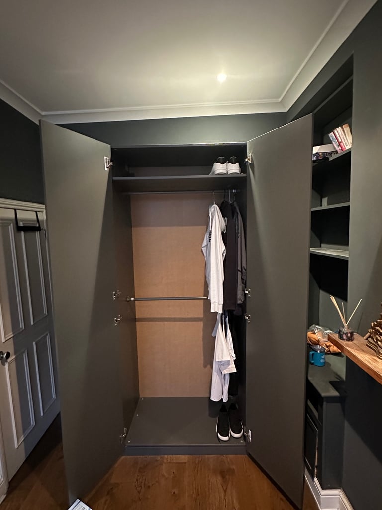 Large Double Rail Wardrobe