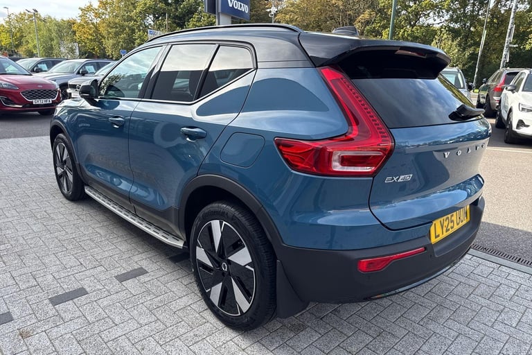 2025 Volvo EX40 185kW Extended Range Plus 78kWh 5dr Auto ESTATE ELECTRIC Automatic