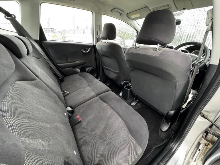 2009 59 HONDA JAZZ 1.4 I-VTEC ES HATCHBACK 5DR PETROL MANUAL EURO 4 (100 PS)