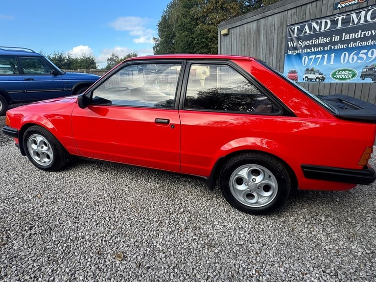  Ford Escort 1.6 XR3 3dr Petrol Manual