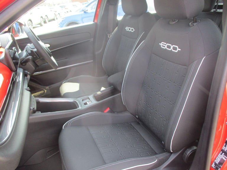 2025 Fiat 600 1.2 MHEV SUV 5dr Petrol Hybrid e-DCT Euro 6 (s/s) (100 ps) HATCHBACK Petrol/Electri...