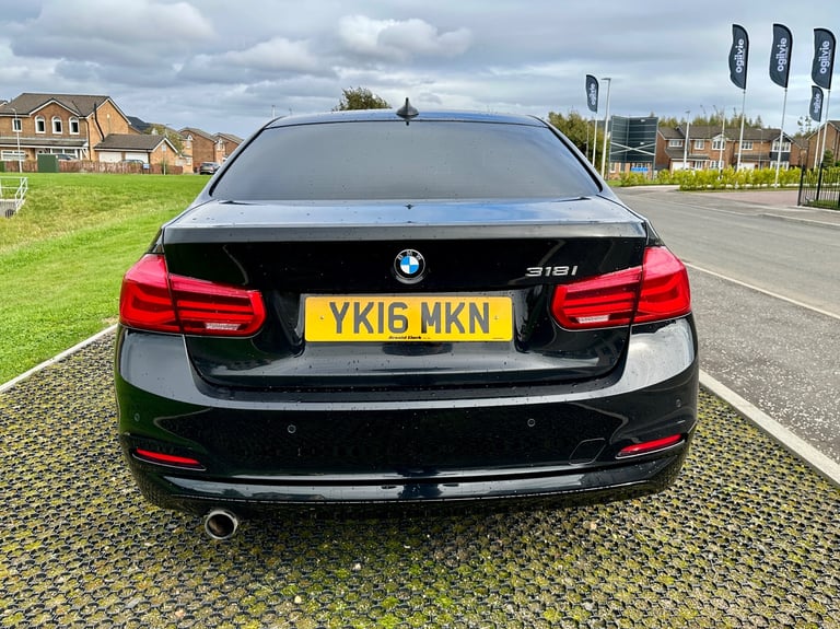 2016 BMW 318i SE Black Saloon Manual LCI ULEZ MOTd