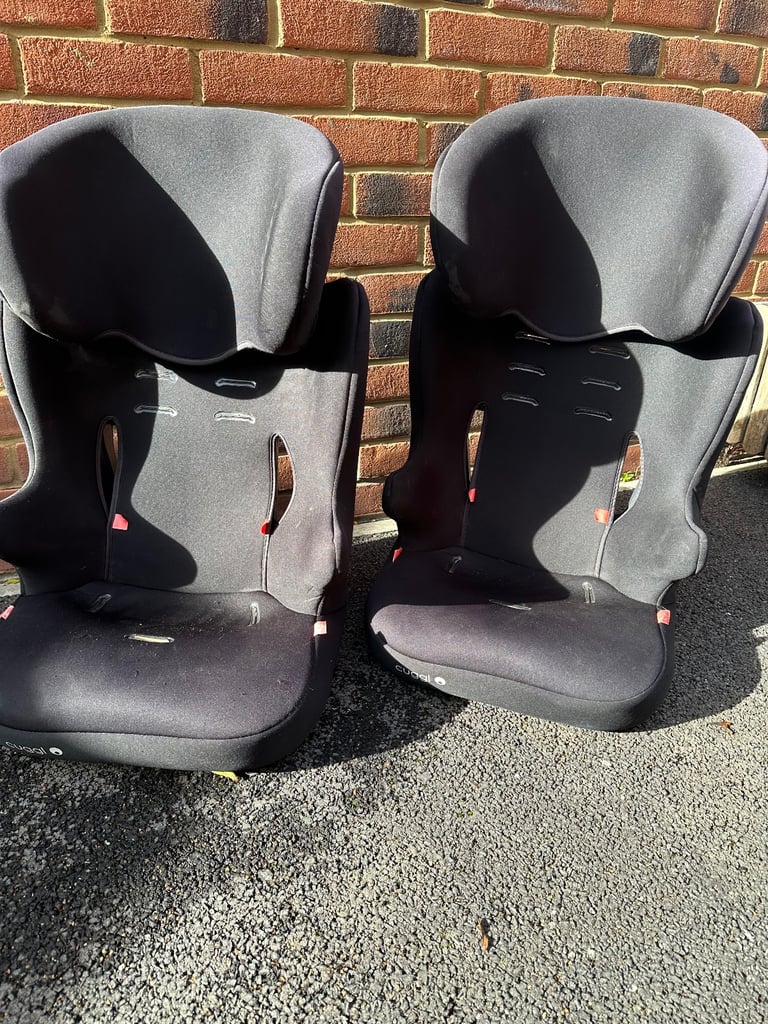 image for 2 x Cuggl car seats