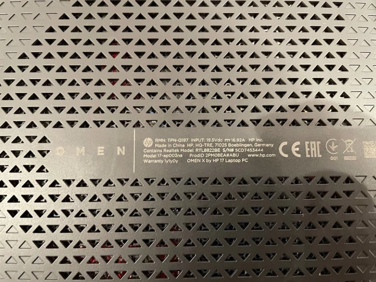 HP OMEN 17 Gaming Laptop - HIGH SPEC (Spares of Repair)