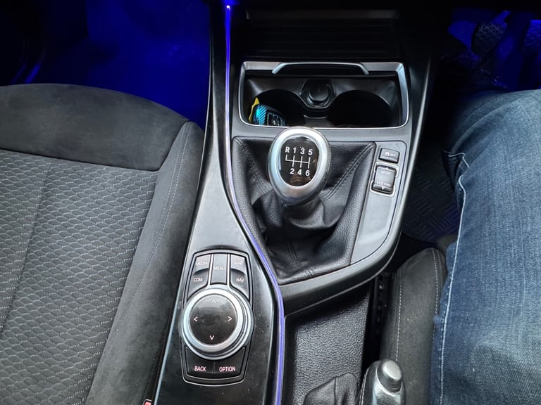 2018 BMW 1 Series 118i [1.5] Sport 5dr [Nav] HATCHBACK Petrol Manual