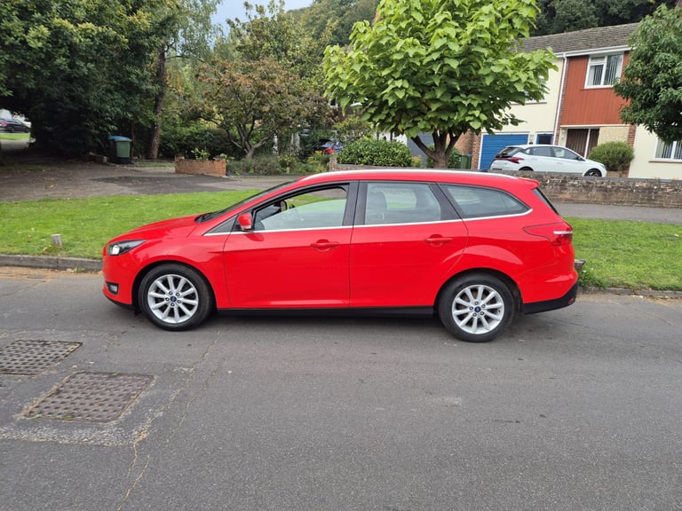 Ford, FOCUS, TITANIUM, Estate, 2015, Manual, 999 (cc), 5 doors, full service history