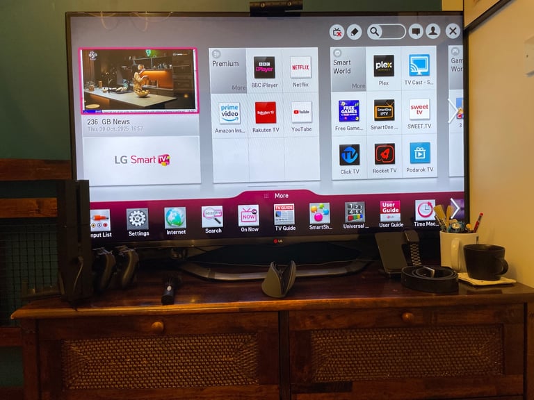 55inch lg smart tv with surround sound