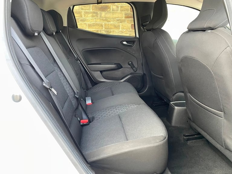 2020 Renault Clio ICONIC 1.5 DCI HATCHBACK Diesel Manual