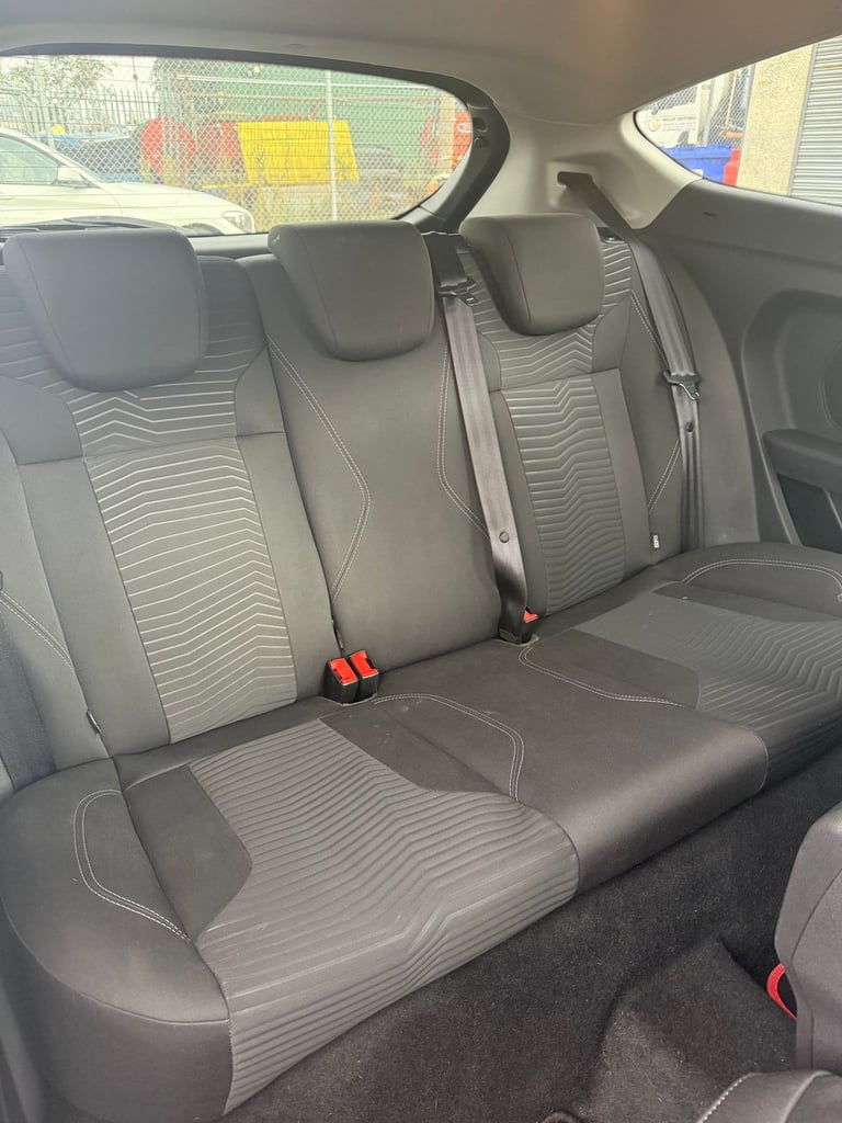 2013 Ford Fiesta 1.6 TDCi Titanium ECOnetic 3dr HATCHBACK DIESEL Manual