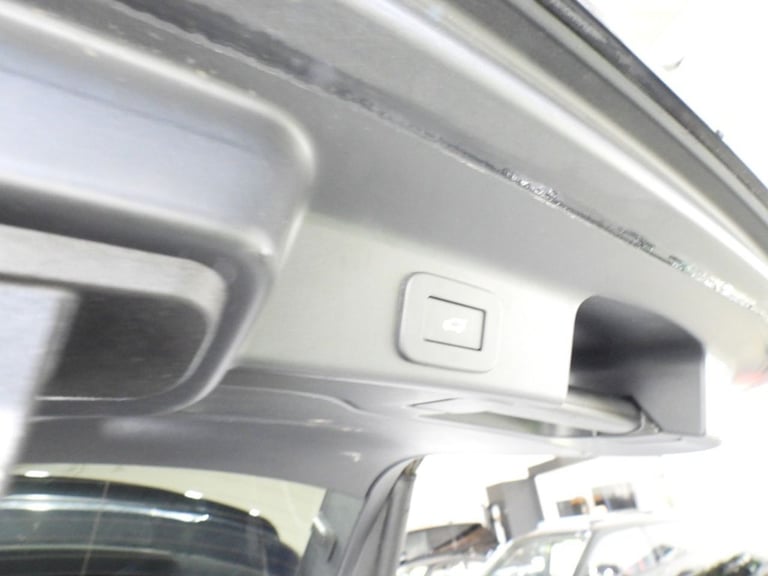 2023 23 JAGUAR F-PACE 5.0 P550 V8 SVR SUV 5DR PETROL QUICKSHIFT AWD EURO 6 (S/S)