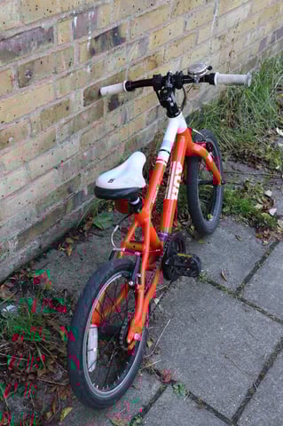 Kids Children Bike Hoy Bonaly 16 in Cambridge in Cambridge