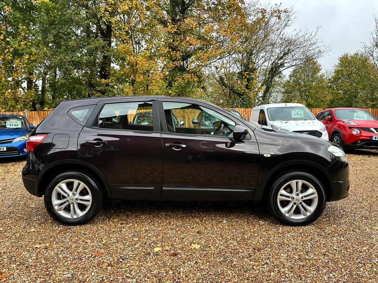 2012 Nissan Qashqai 1.5 dCi Acenta 2WD Euro 5 5dr HATCHBACK Diesel Manual