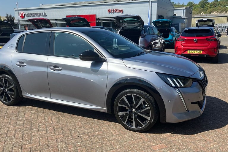  Peugeot 208 1.2 Puretech Gt Premium Hatchback 5dr Petrol Eat Euro 6 s/s 130 Ps