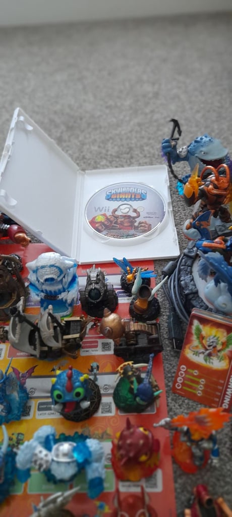 Skylanders Characters season 1 + 2