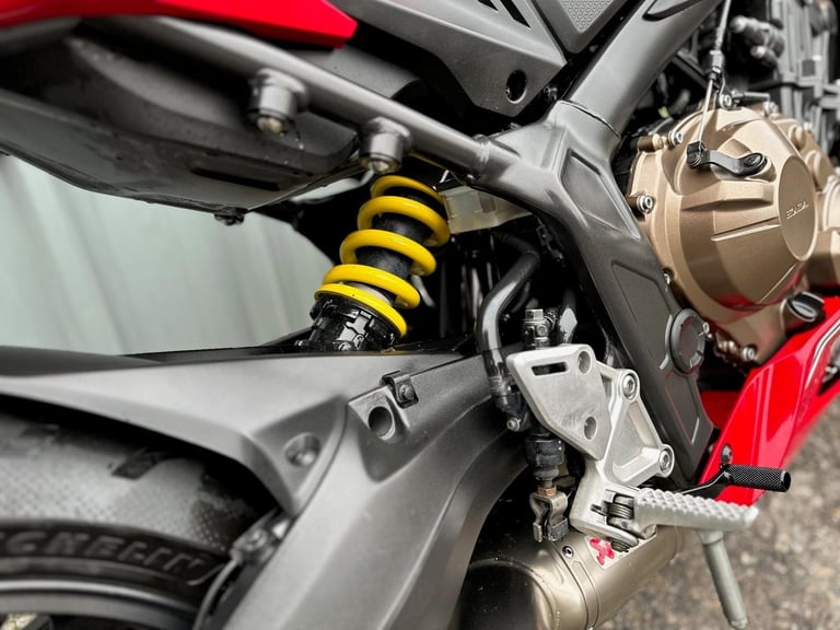 Stunning 2019/19 Honda CBR650R Motorcycle 