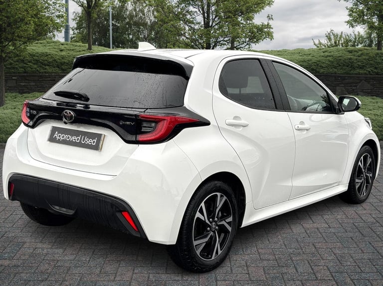 2024 Toyota Yaris 1.5 Hybrid Design 5dr CVT Hatchback Hybrid Automatic