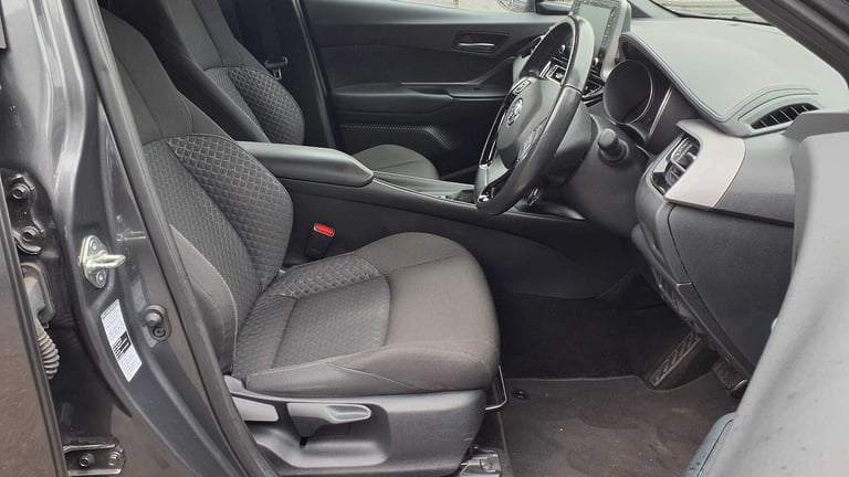  Toyota C-HR 1.8 Hybrid Icon 5dr CVT Hatchback Hybrid Ele Automatic