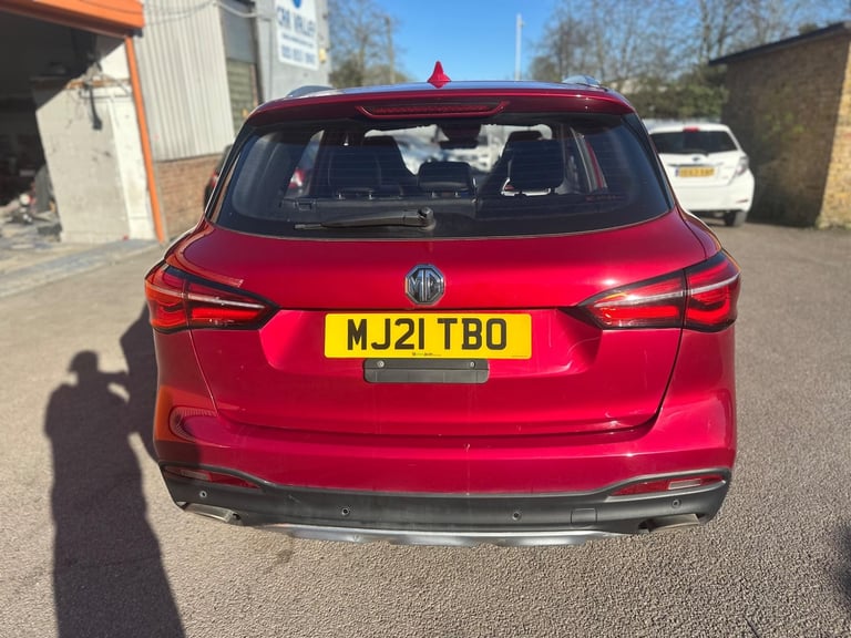 2021 MG MG HS 1.5 T-GDI 16.6 kWh Exclusive Auto Euro 6 (s/s) 5dr ESTATE Petrol/Electric Hybrid Au...