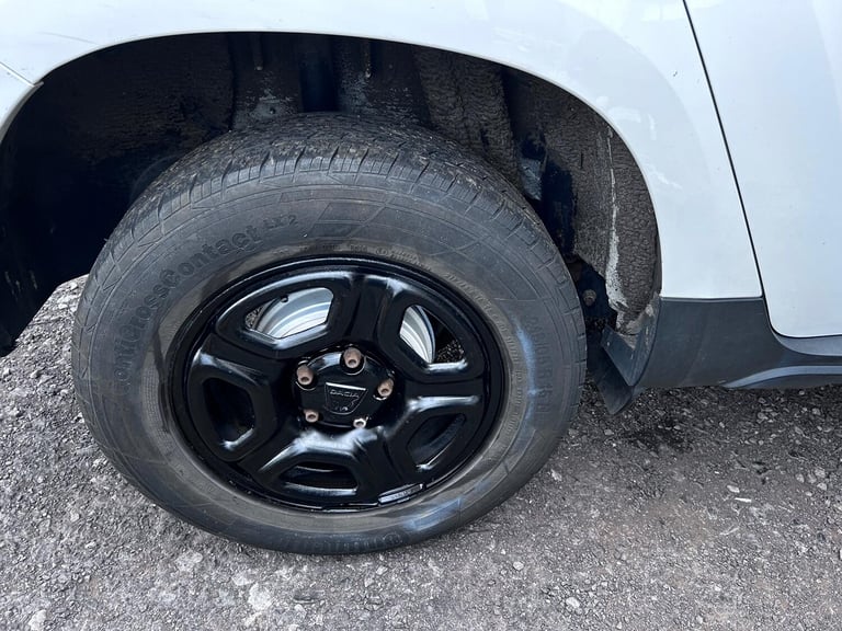 Dacia Duster 1.6 SCe Essential SUV 5dr Petrol Manual Euro 6 (s/s) (115 ps)