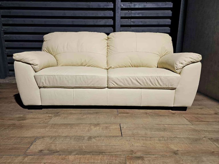 Unused Real Leather 3 Seater Sofa - Ivory. 