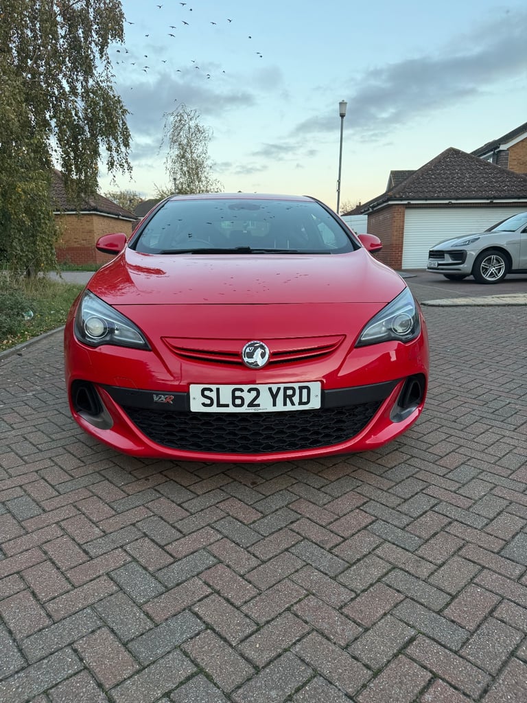 2012 Vauxhall Astra GTC VXR