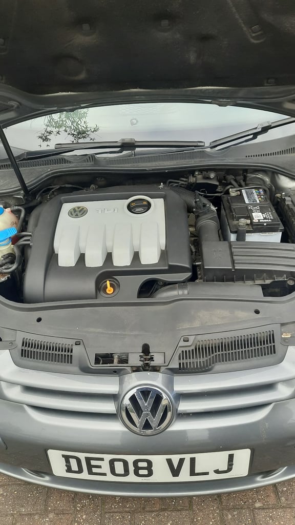 Volkswagen, GOLF, Hatchback, 2008, Manual, 1896 (cc),5 doors - Image 2